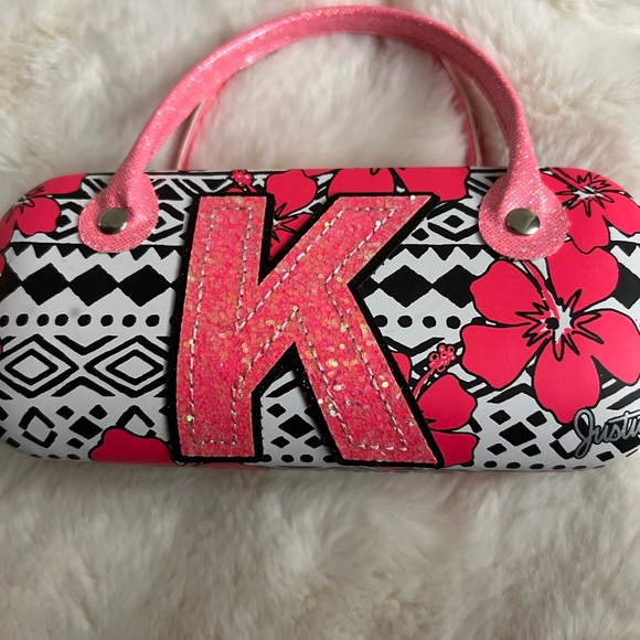 Justice sunglass case- initial K - Picture 2 of 6